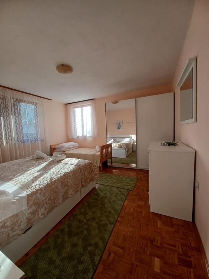Apartments Simona Криквеница Екстериор снимка